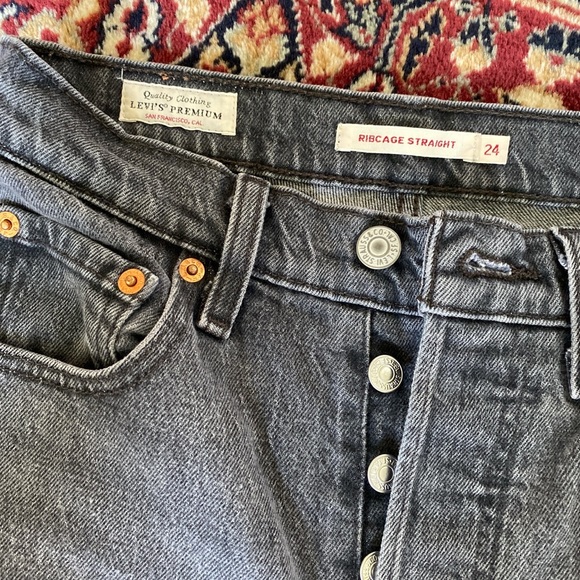 Levi’s straight jeans size 24 black grey washed - Picture 3 of 3